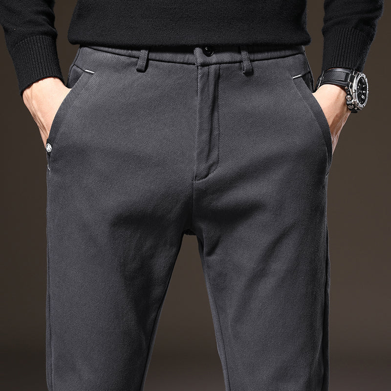 Classic Fit Housut