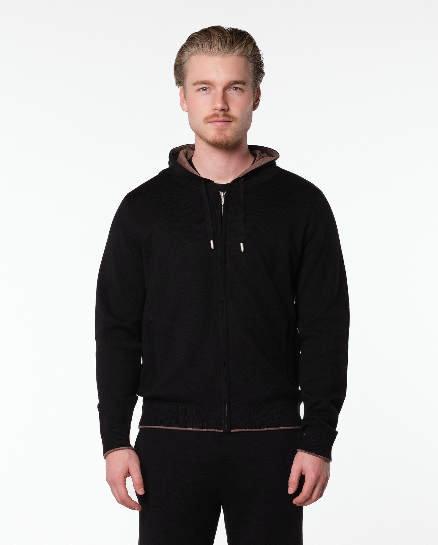 WEEKEND VEST WITH ZIP - BLACK
