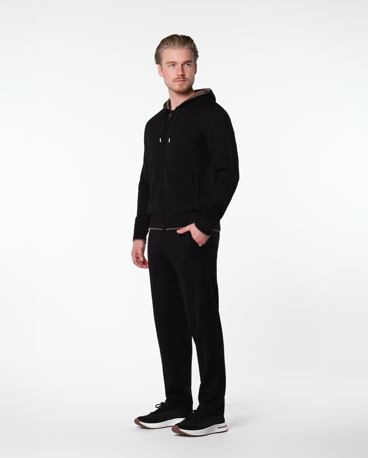 WEEKEND VEST WITH ZIP - BLACK